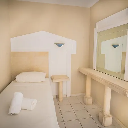 Aparthotel Parthenis Hotel&suites 3*