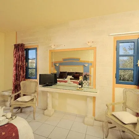 Aparthotel Parthenis Hotel&suites 3*